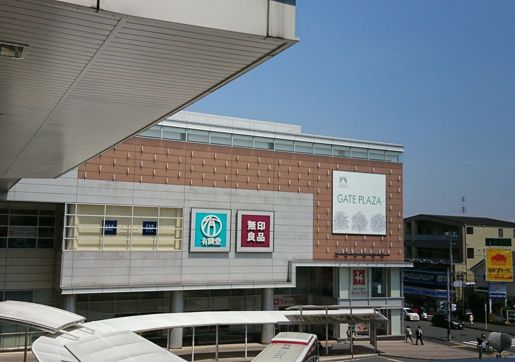 たまプラーザテラス外観