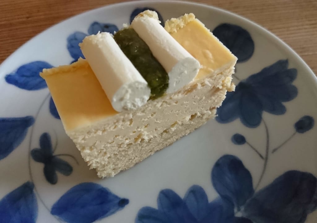 タリア産シチリアレモンのチーズケーキ