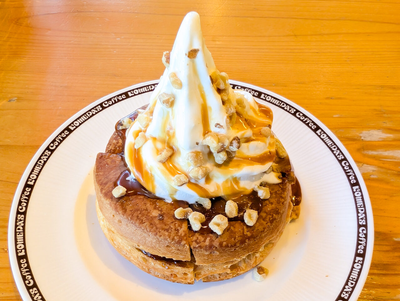 コメダ珈琲「シロノワール クルミッ子」