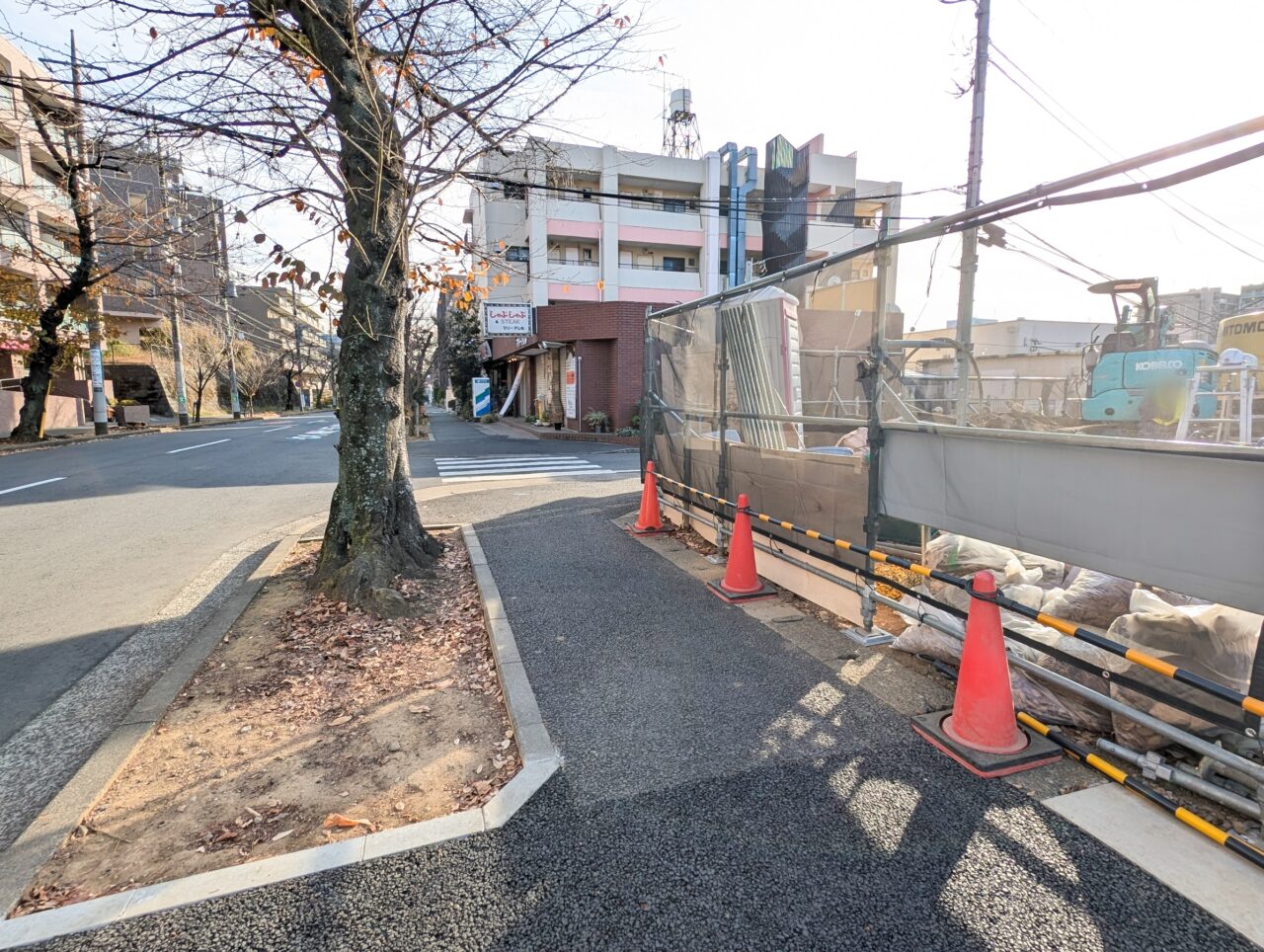 美しが丘公園隣りの工事