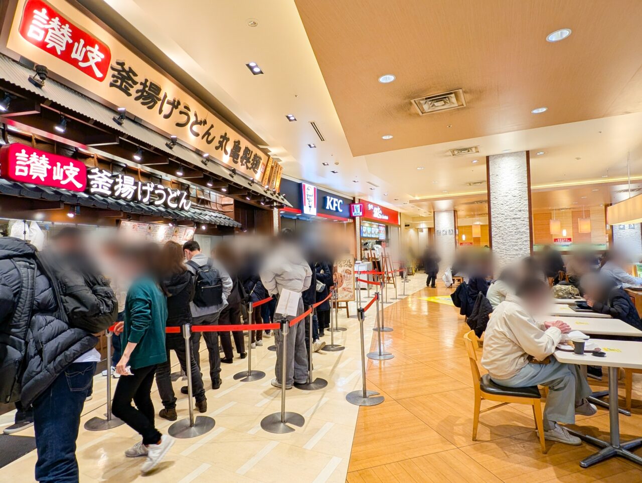 たまプラーザテラスのフードコート「テラスキッチン」（改装前の2026年1月）