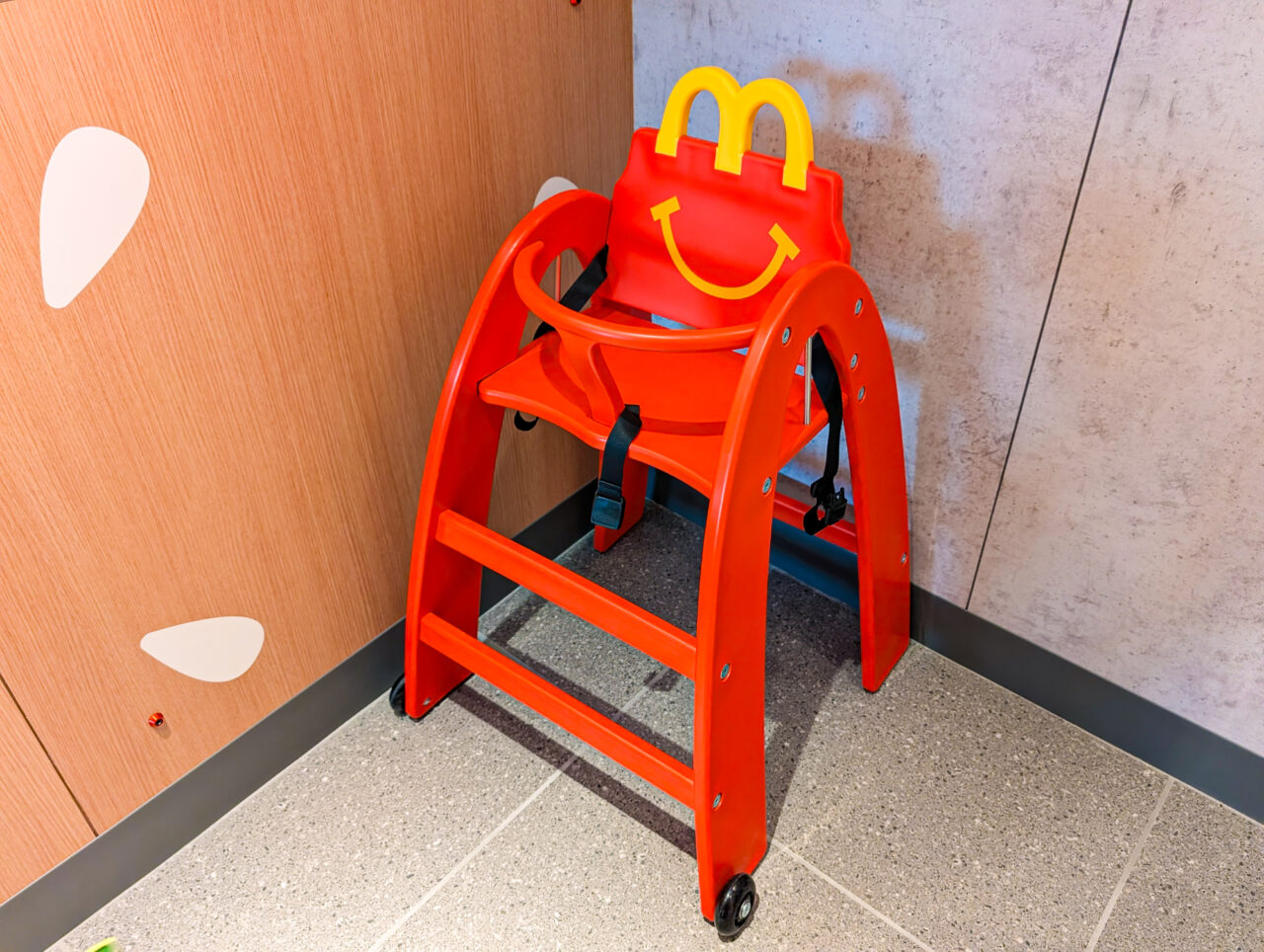 マクドナルド長津田駅前店